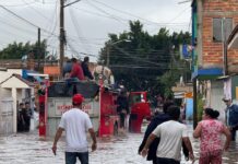 Inundación en Tototlán afecta a más de 100 casas