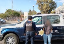 Policia de Querétaro detienen a fardera en centro comercial